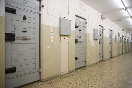 55 Federal penitentiary building Stock Pictures, Editorial Images and ...