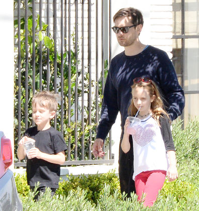 Tobey Maguire and family out and about, Los Angeles, America - 04 Apr 2015