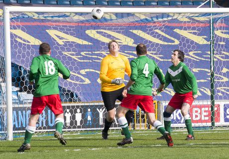 Prostate Cancer Uk Charity Football Match At Millwall Football Club. The Teams Where 'men Utd' Vs Ukpfc. Toby Perkins Mp In Goal.