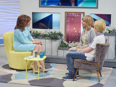 'Lorraine' ITV TV Programme, London, Britain. - 20 Apr 2015