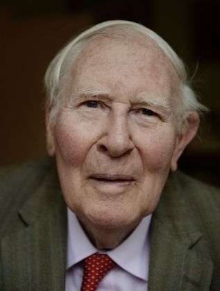 Sir Roger Bannister At His Home In Oxford. Picture Andy Hooper Daily Mail/ Solo Syndication.
