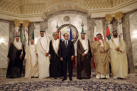 Francois Hollande visit to Riyadh, Saudi Arabia - 05 May 2015