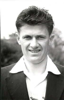 Cricketer Norman Ian Thomson Of Sussex C.c.c. Box 0559 080515 00311a.jpg.