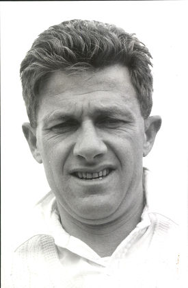 Cricketer Norman Ian Thomson Of Sussex C.c.c. Box 0559 080515 00007a.jpg.