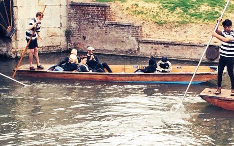 The Beckhams punting on the River Cam, Cambridge, Britain - 25 May 2015