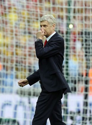 Count Arsenal V Aston Villa Fa Cup Final Wembley Stadium