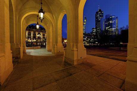 250 Arches and pillars Stock Pictures, Editorial Images and Stock