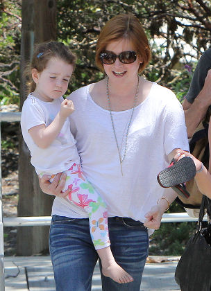 Alyson Hannigan out and about in Los Angeles, America - 19 Jun 2015