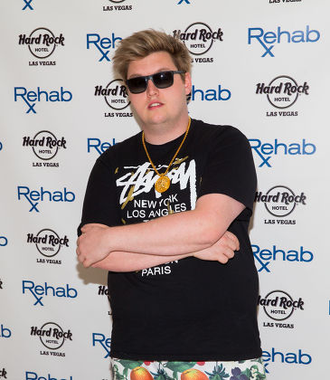 Flux Pavilion and Crizzly hosts Rehab Pool party, Las Vegas, America - 20 Jun 2015