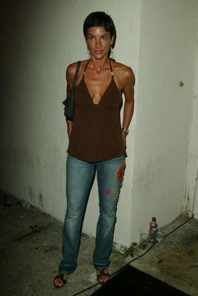 THE PARIS HILTON / N GAGE PRE MTV VIDEO AND MUSIC AWARDS PARTY AT MANSION, MIAMI, AMERICA - 28 AUG 2004