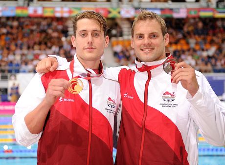 2014 Commonwealth Games - Glasgow Scotland. Pic Shows:- Gold Medallist Chris Walker-hebborn (l) Of England Poses With Joint Bronze Medallist Liam Tancock Of England After The Men's 100m Backstroke Final At Tollcross International Swimming Centre Dur