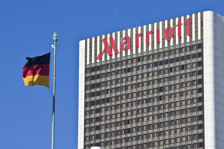 2 Marriot logos Stock Pictures, Editorial Images and Stock Photos ...