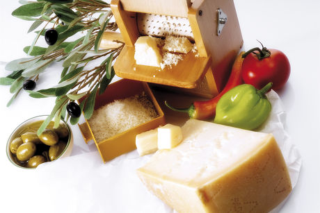 31 Grating cheese Stock Pictures, Editorial Images and Stock Photos