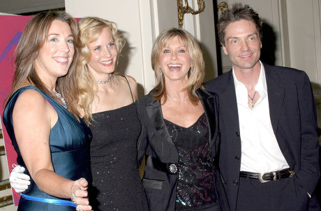 'ONE WORLD ONE CHILD' BENEFIT FOR 'CHILDRENS HEALTH ENVIRONMENTAL COALITION AND ARTS FOR HEALING', PLAZA HOTEL, NEW YORK, AMERICA - 11 NOV 2004