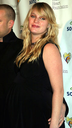 NAKED HEART FOUNDATION AUCTION AND COCKTAIL PARTY, NEW YORK, AMERICA - 15 DEC 2004