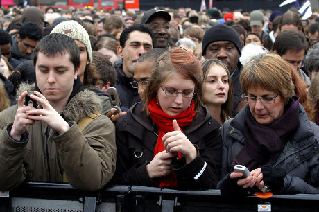 Members Crowd Using Their Mobile Phones Editorial Stock Photo - Stock ...