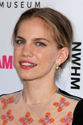 Anna Chlumsky Editorial Stock Photo - Stock Image | Shutterstock