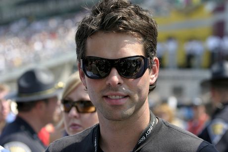 Celebrities walk the red carpet at the 2006 Indianapolis 500