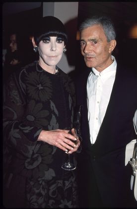 34 Peggy moffitt Stock Pictures, Editorial Images and Stock Photos