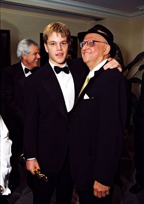 750 1998 oscars Stock Pictures, Editorial Images and Stock Photos