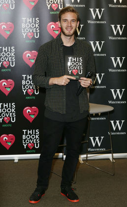 Felix Kjellberg 'This Book Loves You' book signing, Waterstones Piccadilly, London, Britain - 18 Oct 2015