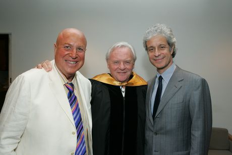 ANTHONY HOPKINS RECEIVES THE UCLA MEDAL AT THE SCHOOL OF THEATER FILM AND TELEVISION, LOS ANGELES, AMERICA - 17 JUN 2005