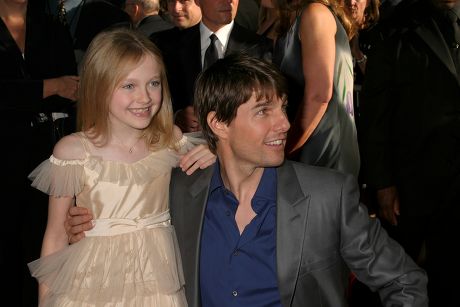 Dakota Fanning Tom Cruise Editorial Stock Photo - Stock Image ...