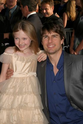 Dakota Fanning Tom Cruise Editorial Stock Photo - Stock Image ...