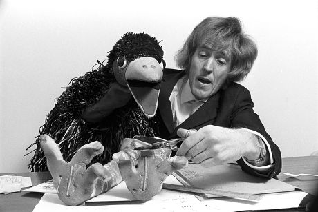 Rod Hull Emu 1976 Editorial Stock Photo - Stock Image | Shutterstock