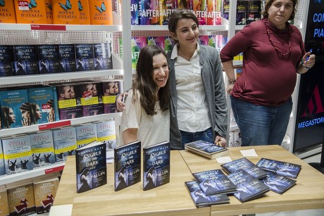 Lauren Kate 'Angels in the dark' book signing, Milan, Italy - 14 Nov 2015
