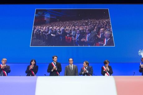 Meeting of French mayors, Paris, France - 18 Nov 2015