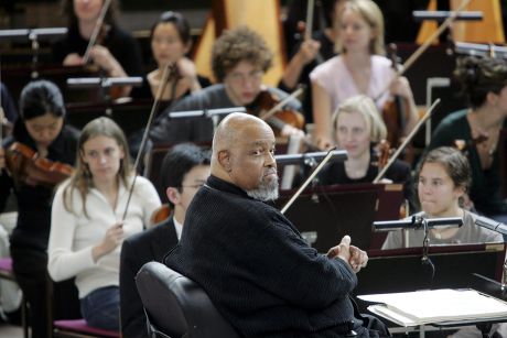 Juilliard School Symphony Orchestra Practising Temppeliaukio Editorial ...