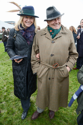 The Hennessy Gold Cup at Newbury Racecourse, Britain - 28 Nov 2015