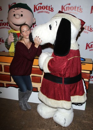 Countdown to Christmas and Snoopy's Merriest Tree Lighting, Knott's Merry Farm, Buena Park, California, America - 05 Dec 2015