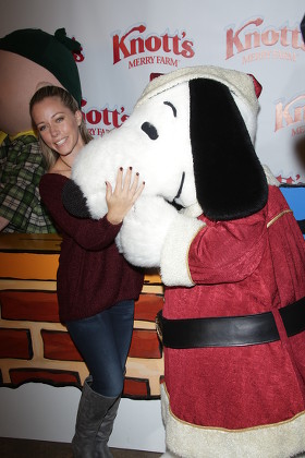 Countdown to Christmas and Snoopy's Merriest Tree Lighting, Knott's Merry Farm, Buena Park, California, America - 05 Dec 2015