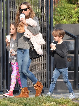 Tobey Maguire and family out and about in Los Angeles, America - 19 Dec 2015