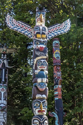 250 Totem poles Stock Pictures, Editorial Images and Stock Photos ...