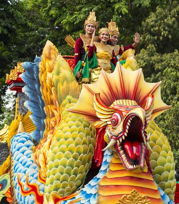 64 Dragon float Stock Pictures, Editorial Images and Stock Photos ...