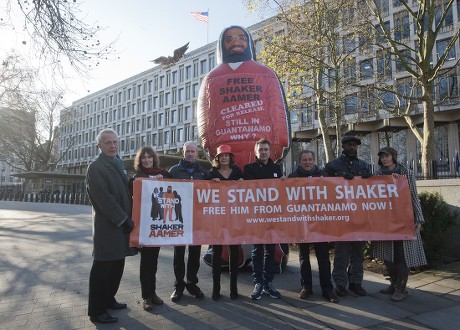Pictured Outside The American Embassy In Grosvenor Square Central London To Highlight The Plight Of Guantanamo Detainee Shakar Aamer Are (left To Right) Actor William Hoyland (starwars For Your Eyes Only Gandhi) Actress Jan Chappell (blakes Seven) Ac