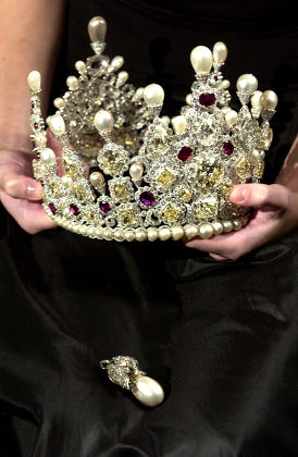 When and Why the French Sold the Crown Jewels