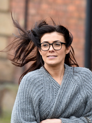 11 imágenes de Kym Marsh out and about in Manchester, Britain - 27 Jan ...