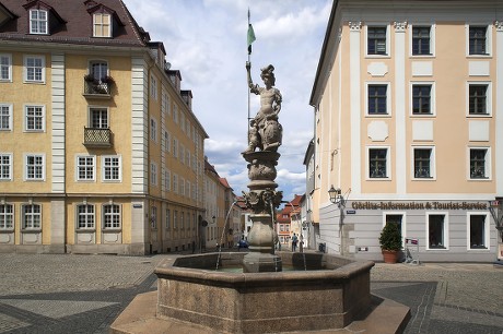 24 Georgsbrunnen Stock Pictures, Editorial Images and Stock Photos ...