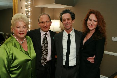 BRIAN GRAZER HONOURED BY THE FULFILLMENT FUND AT THE STARS 2005 BENEFIT GALA, LOS ANGELES, AMERICA - 14 NOV 2005