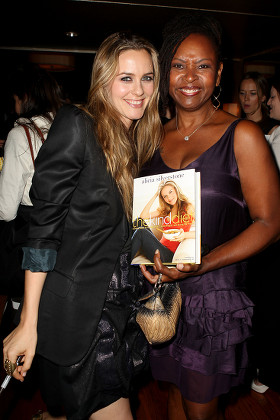 Alicia Silverstone 'The Kind Diet: A Simple Guide to Feeling Great, Losing Weight, and Saving the Planet' book launch, New York, America - 08 Oct 2009