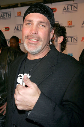 A AND E NETWORK 2005 UP FRONTS AT THE ROCKEFELLER CENTER, NEW YORK, AMERICA - 21 APR 2005