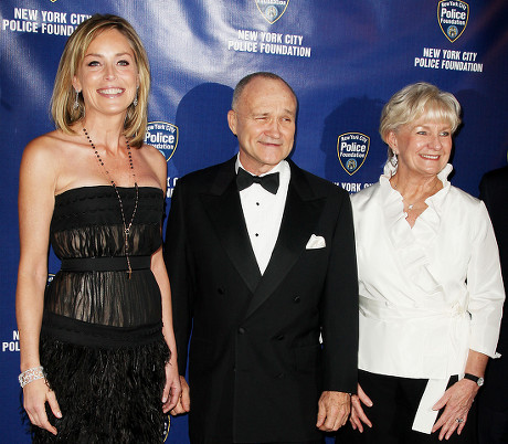32nd Annual Fundraising Dinner to Celebrate and Support the NYPD, New York, America - 16 Mar 2010