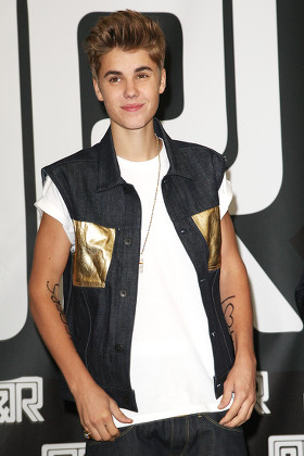 Justin Bieber 'Believe' album signing at J&R Music World, New York, America - 19 Jun 2012