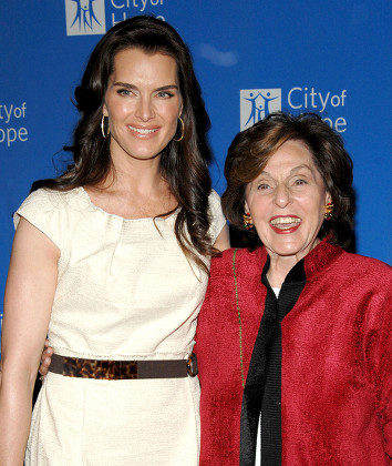 Brooke Shields Fran Weisler Broadway Producer Editorial Stock Photo ...