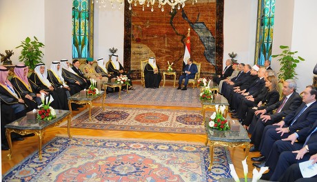 King Hamad bin Issa al-Khalifa visit to Egypt - 26 Apr 2016