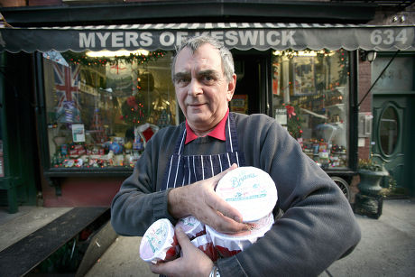 PETER MYERS, WHO RUNS A BRITISH GROCERY STORE IN NEW YORK, AMERICA - 19 DEC 2005